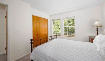 285 WALDORF Pl, Astoria, OR 97103