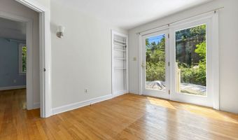 10 Standley St, Beverly, MA 01915