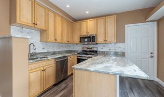 39 Neillian St 39, Bedford, MA 01730