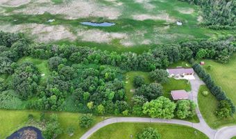 4700 Rural Oaks Dr SE, Alexandria, MN 56308