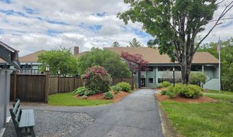 12-10 Boulder Dr, Campton, NH 03223
