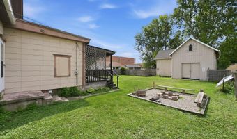 329 W 5th St, Auburn, IN 46706