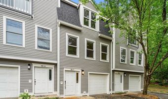 95 Anderer Ln 7, Boston, MA 02132