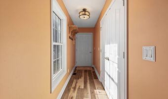 126 Deep Springs Dr, Bardstown, KY 40004