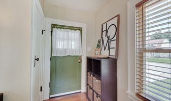 238 N 17th Ave, Beech Grove, IN 46107