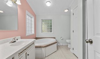 11891 Aberdeen Rd, Aberdeen, NC 28315