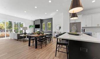 3725 Isabella Ave, Cincinnati, OH 45209