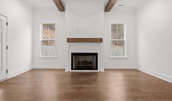 3511 Hawks Creek Dr, Apison, TN 37302