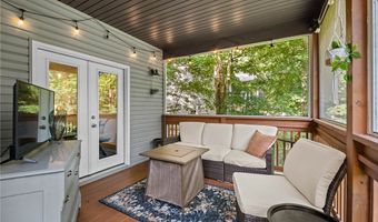 68 Elizabeth Dr, Bella Vista, AR 72715