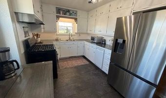 1460 14000 Rd, Altamont, KS 67330