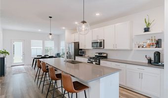 434 Douglas St, Akron, OH 44307