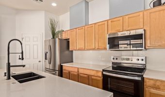 42424 N GAVILAN PEAK Pkwy 53206, Anthem, AZ 85086