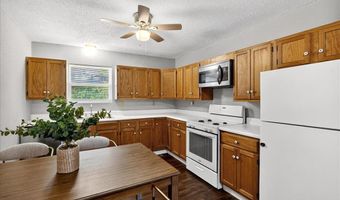 221 Allen St, Alton, IL 62002