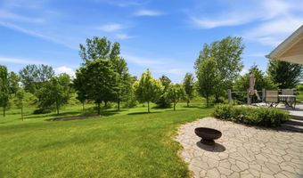 W3549 CENTER VALLEY Road, Appleton, WI 54913