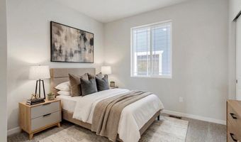 246 Sugar Beet Ln, Berthoud, CO 80513