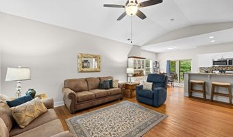 819 Baker St, Baldwin City, KS 66006