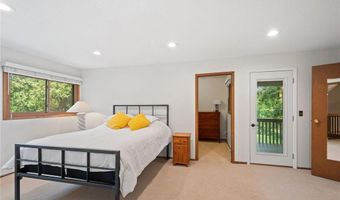 3440 Glenarden Rd, Arden Hills, MN 55112