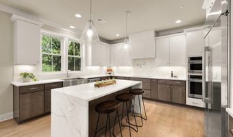 8613 MELWOOD Rd, Bethesda, MD 20817