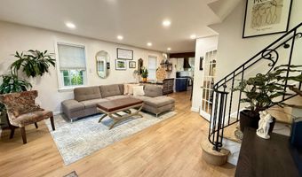 8719 SAGAMORE Rd, Philadelphia, PA 19128