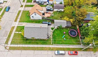 733 W GRANT St, Appleton, WI 54914