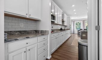 16208 Tortola Dr, Accokeek, MD 20607
