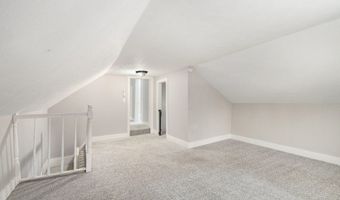 182 40th St, Allegan, MI 49010