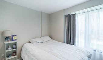 77 Lippitt Ave, Cumberland, RI 02864