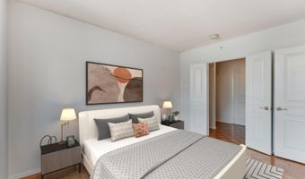 7111 WOODMONT Ave 608, Bethesda, MD 20815