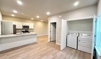 1507 Casuarina Dr, Bentonville, AR 72712