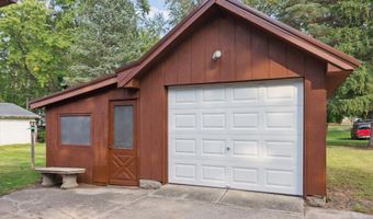 131 Moyer Ave, Alma, MI 48801