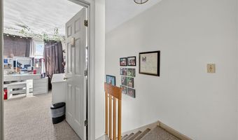 24 Iris Ln, North Providence, RI 02911