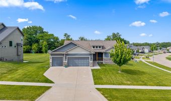 1100 Hunter Ct, Adel, IA 50003