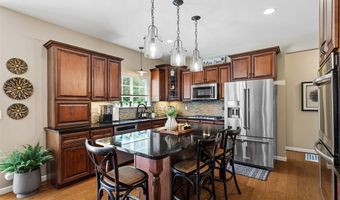 14454 Sunset Forest Ct, Ballwin, MO 63011