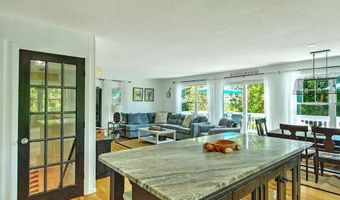 36 Fairway Rd, Narragansett, RI 02882