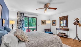 76 Pape Dr, Atlantic Highlands, NJ 07716