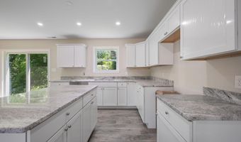 613 W 8TH St, Laurel, DE 19956