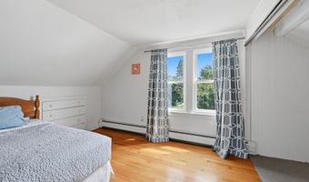 37 Fleetwood Ave, Bethel, CT 06801