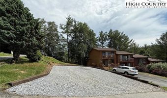 270 Elk Hill Dr, Banner Elk, NC 28604