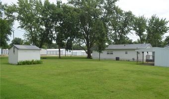 24 W 2nd St, Adrian, MO 64720