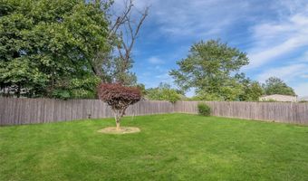 3422 Great Neck Rd, Amityville, NY 11701