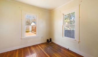 550 Ohio St, Bangor, ME 04401