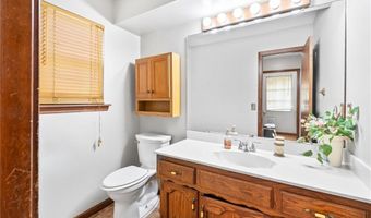15120 Briarwood Dr, Basehor, KS 66007