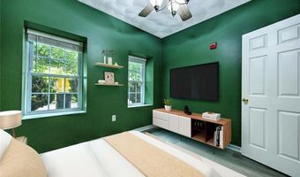 31 Commercial St B, Cranston, RI 02905