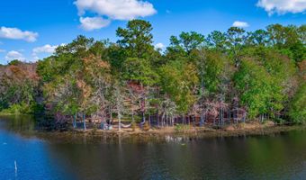 1853 Hasty Rd, Camden, SC 29020