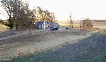1010 Channel Rd, Dundee, MS 38626