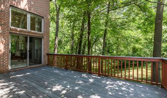 1544 Newport Creek Dr, Ann Arbor, MI 48103