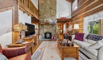 24 McCullough Hill Rd, Amity, PA 15311