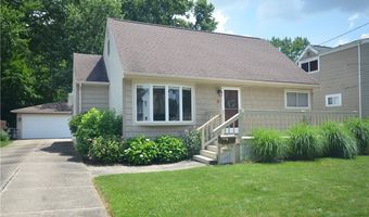 759 Tallkron Dr, Akron, OH 44305