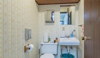 1420 W Main St, Alliance, OH 44601