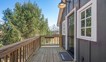 560 RICHMOND Rd, Amissville, VA 20106